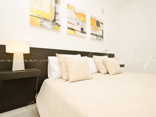 Private Interior Design Project - Apartment in Lagos, Simple Taste Interiors Simple Taste Interiors Klasik Yatak Odası
