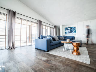 Punt-West, Guy de Vos Guy de Vos Modern living room Wood Wood effect