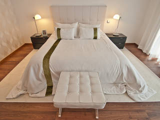 Interior Design Project - Villa Silver Coast, Simple Taste Interiors Simple Taste Interiors Camera da letto in stile classico