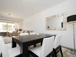 Interior Design Project - Apartment Albufeira, Simple Taste Interiors Simple Taste Interiors Klasik Yemek Odası