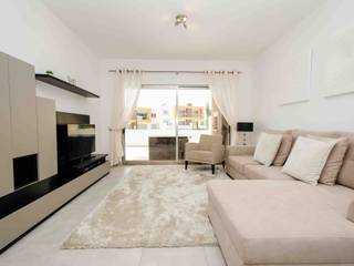 Interior Design Project - Apartment Albufeira, Simple Taste Interiors Simple Taste Interiors Classic style living room