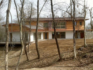 CASA FA, michielizanatta.net michielizanatta.net Varandas, marquises e terraços modernos