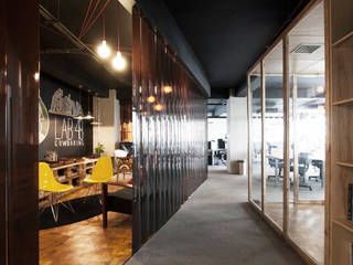 LAB 48 COWORKING - PAULISTA, Coletivo de Arquitetos Coletivo de Arquitetos مكتب عمل أو دراسة