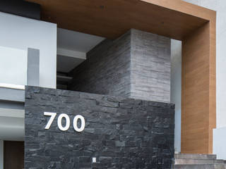 700, URBN URBN Casas modernas