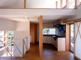 M1 House, 創作工房・閾 創作工房・閾 Living room Wood Wood effect