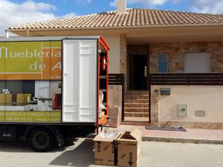 Estudio a medida con librería multicolor en Librilla_, Muebleria de Angel Muebleria de Angel