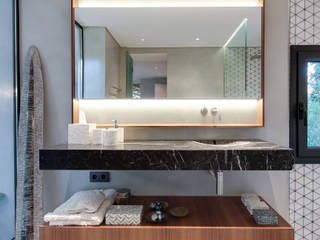 Baño Vallvidrera, LUV Studio LUV Studio 現代浴室設計點子、靈感&圖片