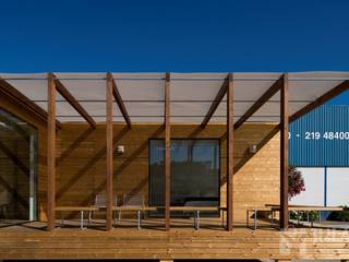 Treehouse, Jular Madeiras Jular Madeiras Case in stile minimalista Legno Effetto legno