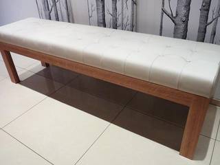 Leather Benches, Hide and Stitch Hide and Stitch Столовая комната в эклектичном стиле