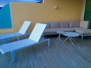 Terraza Isla Margarita, THE muebles THE muebles Balcones y terrazas de estilo moderno