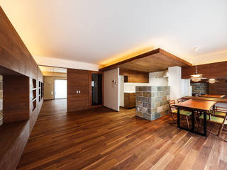 rehaus-an/上質な大人の空間へのマンションリフォーム, 一級建築士事務所haus 一級建築士事務所haus Salas de estar asiáticas Madeira Acabamento em madeira