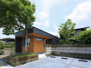 ライフ設計社屋, ㈱ライフ建築設計事務所 ㈱ライフ建築設計事務所 Casas modernas: Ideas, imágenes y decoración