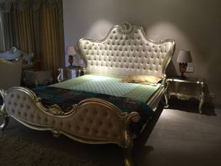 Project of Rajguru Nagar, QBIX DESIGNS QBIX DESIGNS Classic style bedroom