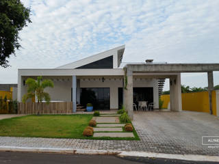 Residência de veraneio 02, Monteiro arquitetura e interiores Monteiro arquitetura e interiores منازل