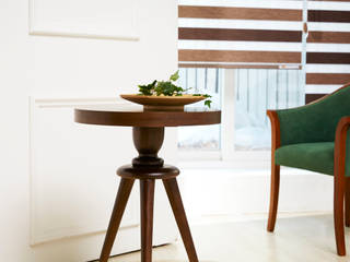 Table, Mobel-Carpenter 모벨카펜터 Mobel-Carpenter 모벨카펜터 Balkon, Beranda & Teras Gaya Rustic Kayu Wood effect