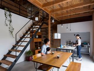 ishibe house, ALTS DESIGN OFFICE ALTS DESIGN OFFICE Столовая комната в рустикальном стиле Дерево Эффект древесины