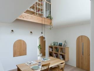 Otsu House, ALTS DESIGN OFFICE ALTS DESIGN OFFICE Scandinavian style dining room Wood Beige