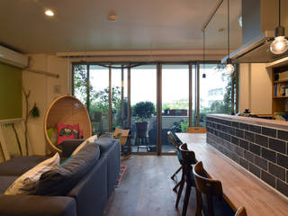 DK style すくすくリノベーションvol.7, 株式会社エキップ 株式会社エキップ Rustic style living room Wood Wood effect