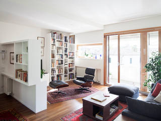 F House, EXiT architetti associati EXiT architetti associati Minimalist living room