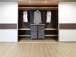 Einbauschrank und begehbarer Kleiderschrank - mit Stil, Elfa Deutschland GmbH Elfa Deutschland GmbH Camera da letto moderna