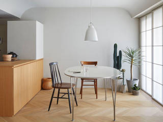 h20e, 株式会社アオイデザイン aoydesign 株式会社アオイデザイン aoydesign Sala da pranzo minimalista