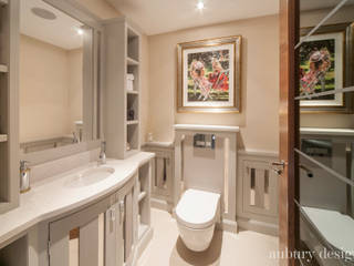 A Contemporary and Luxurious Home, Aubury Design Aubury Design Modern bathroom
