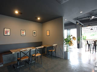 CAFE 'MONGNI MONGRI', 디자인팩토리 디자인팩토리 Industrial style dining room