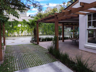 Casarão Pe. Carlos Restaurado, Cecyn Arquitetura + Design Cecyn Arquitetura + Design Ruang Komersial Beton Green