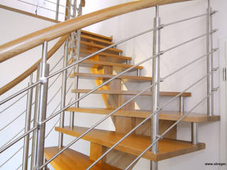Natürlich individuell!, STREGER Massivholztreppen GmbH STREGER Massivholztreppen GmbH Corridor, hallway & stairs Stairs Solid Wood Brown