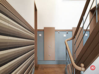 Recuperação Prédio | Ajuda, ARCHDESIGN LX ARCHDESIGN LX Eclectic style corridor, hallway & stairs Ceramic Multicolored