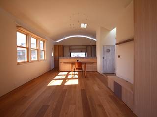 House in Uenokurumazaka, Mimasis Design／ミメイシス デザイン Mimasis Design／ミメイシス デザイン Kitchen Wood Wood effect