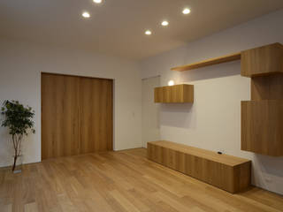 Naturally Simple, 関口太樹+知子建築設計事務所 関口太樹+知子建築設計事務所 Modern Living Room Wood Wood effect
