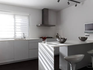 Reforma cocina en casa unifamliar, ESTILO CUINES ESTILO CUINES Modern kitchen