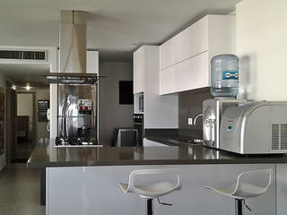 Remodelación integral apartamento 1, Remodelar Proyectos Integrales Remodelar Proyectos Integrales Cocinas de estilo moderno Cuarzo