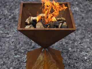 Square Octagonal Barbecue and Fire Pit, Digby Scott Designs Digby Scott Designs Modern garden Iron/Steel