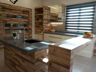 Spaces in modern kitchen , lingooi3332 lingooi3332 Modern style kitchen Plywood