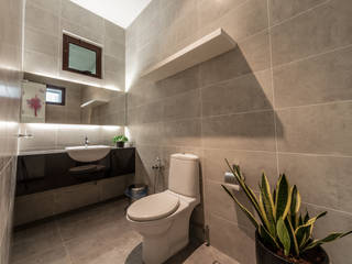Majestic Contemporary | BUNGALOW , Design Spirits Design Spirits Minimalist style bathroom