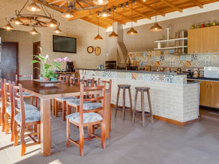 Casa de Campo, Juliana Lahóz Arquitetura Juliana Lahóz Arquitetura Country style dining room