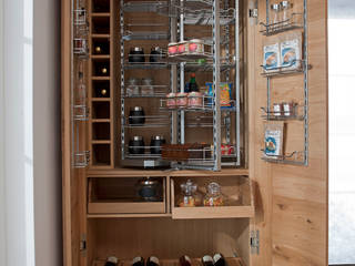 Küche im modernen Chalet-Style, BAUR WohnFaszination GmbH BAUR WohnFaszination GmbH Modern kitchen Wood Brown
