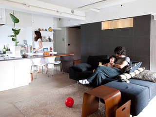 TZN-天板３枚重ねのオリジナルテーブルを, 株式会社ブルースタジオ 株式会社ブルースタジオ Modern living room