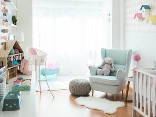 Quarto de Bebé, In&Out In&Out Dormitorios infantiles de estilo moderno