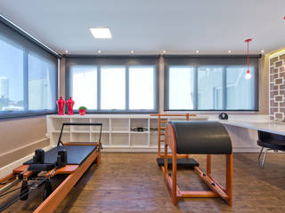 SALA DE PILATES, Karin Brenner Arquitetura e Engenharia Karin Brenner Arquitetura e Engenharia 상업공간