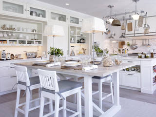 Comedor, isla y área de cocción DEULONDER arquitectura domestica Cocinas de estilo rústico Blanco casa decor,casadecor