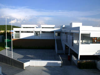 Kinder Kipling Irapuato, VMArquitectura VMArquitectura Modern houses Concrete