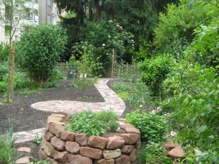 Innenhofgarten in der Stadtmitte, Landschaftsplanung Burkart Landschaftsplanung Burkart