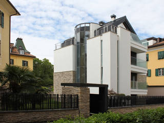 Villa M. , ARCH. SONIA GUERZONI ARCH. SONIA GUERZONI Casas modernas