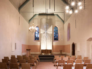 Umgestaltung des Innenraumes der ev.Martinskirche in Cottbus-Madlow, BvdM Architekten BvdM Architekten 商業空間