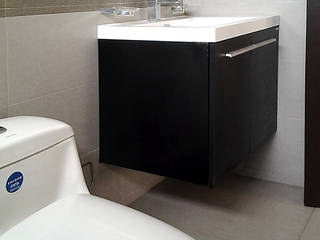 Remodelación de baños, Remodelar Proyectos Integrales Remodelar Proyectos Integrales 現代浴室設計點子、靈感&圖片 陶器