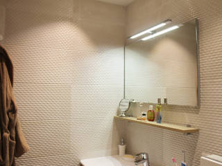 SALLE DE BAIN A STRASBOURG, Agence ADI-HOME Agence ADI-HOME Phòng tắm phong cách hiện đại gốm sứ Beige