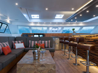 CATAMARAN INTERIOR, ONNAH DESIGN ONNAH DESIGN Mediterranean style yachts & jets